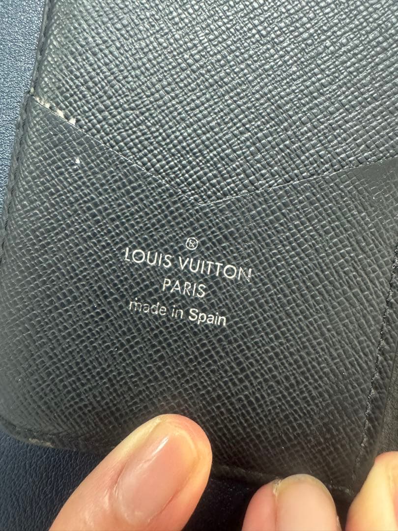Louis Vuitton iPhone用手帳型ケース