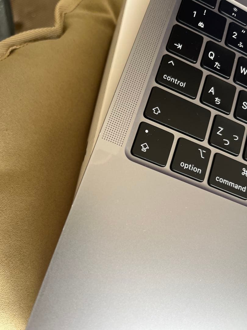 【美品】MacBook Air M1 Anker製USBハブ付き