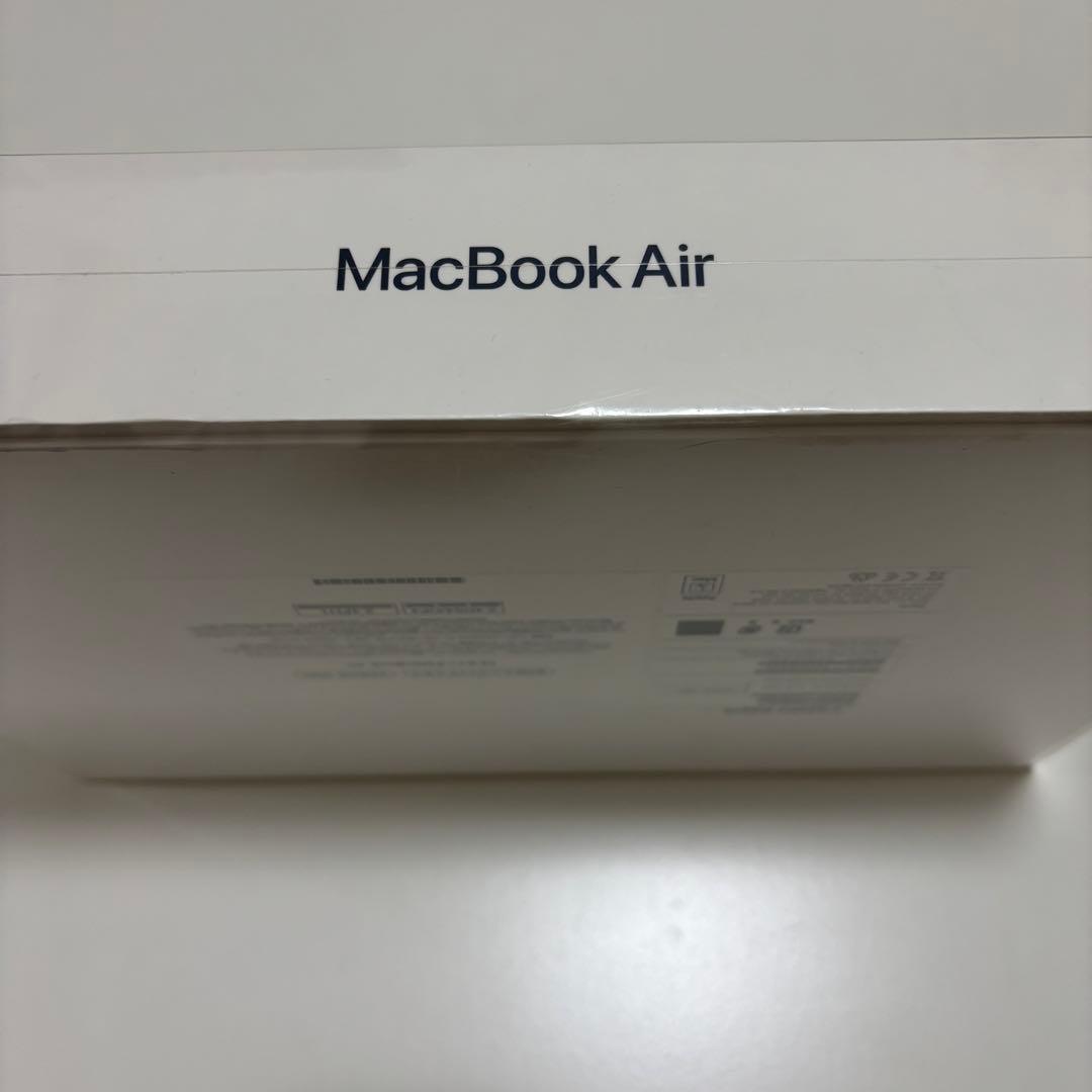 【新品未使用】MacBook Air 13.6-inch Model A2681