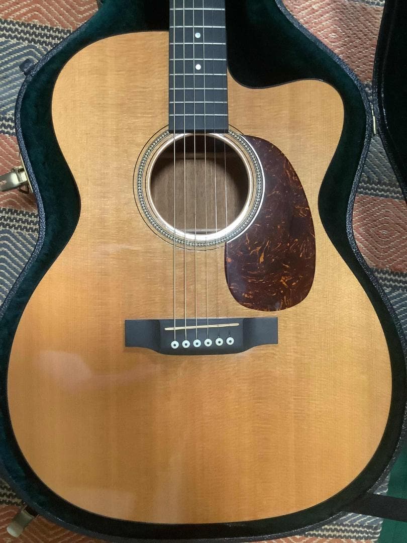 超美品 Martin 000-16GT アコースティック ハードケース・保証書付