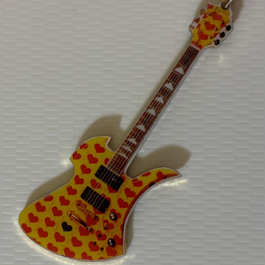 hide イエローハート キーホルダー FERNANDES