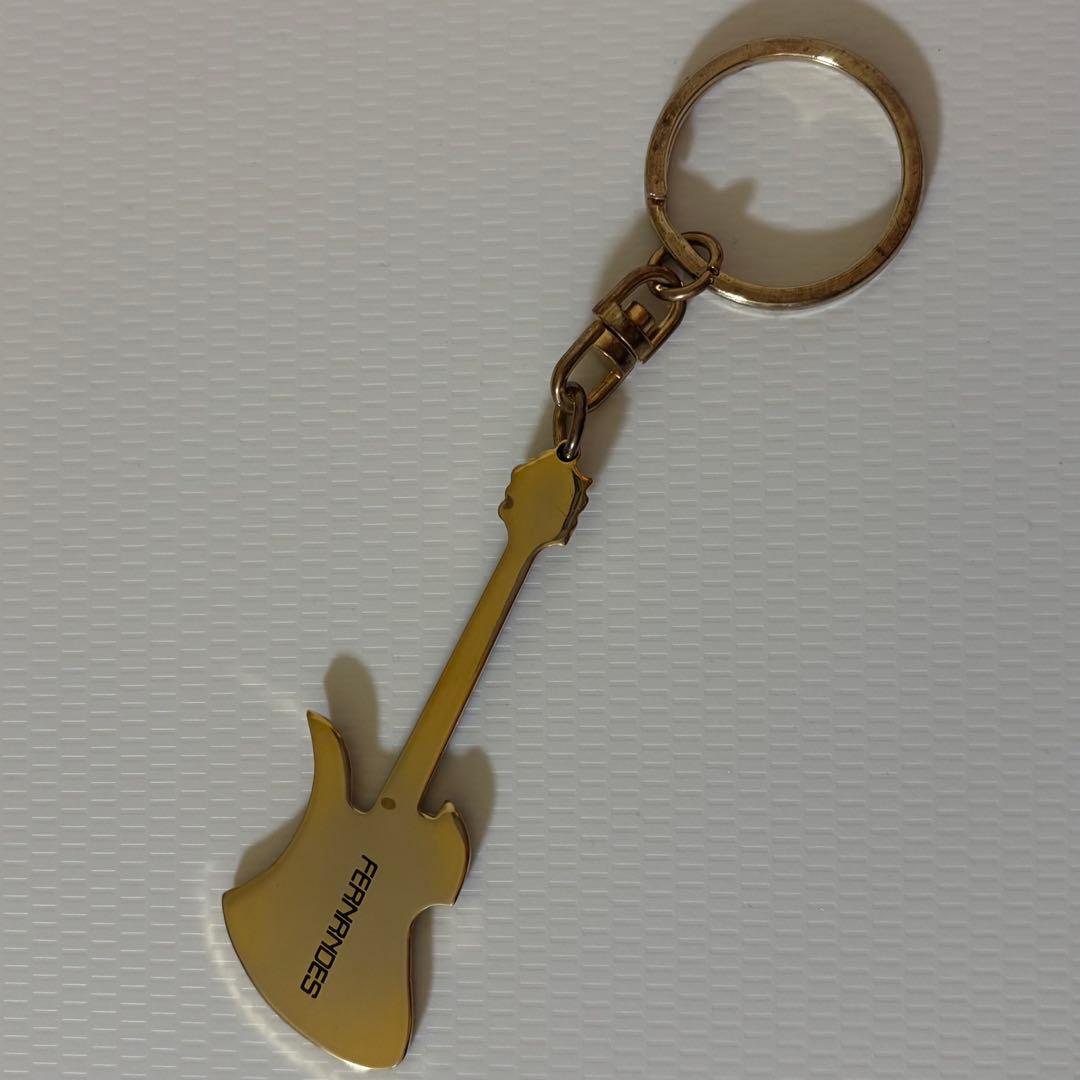 hide イエローハート キーホルダー FERNANDES