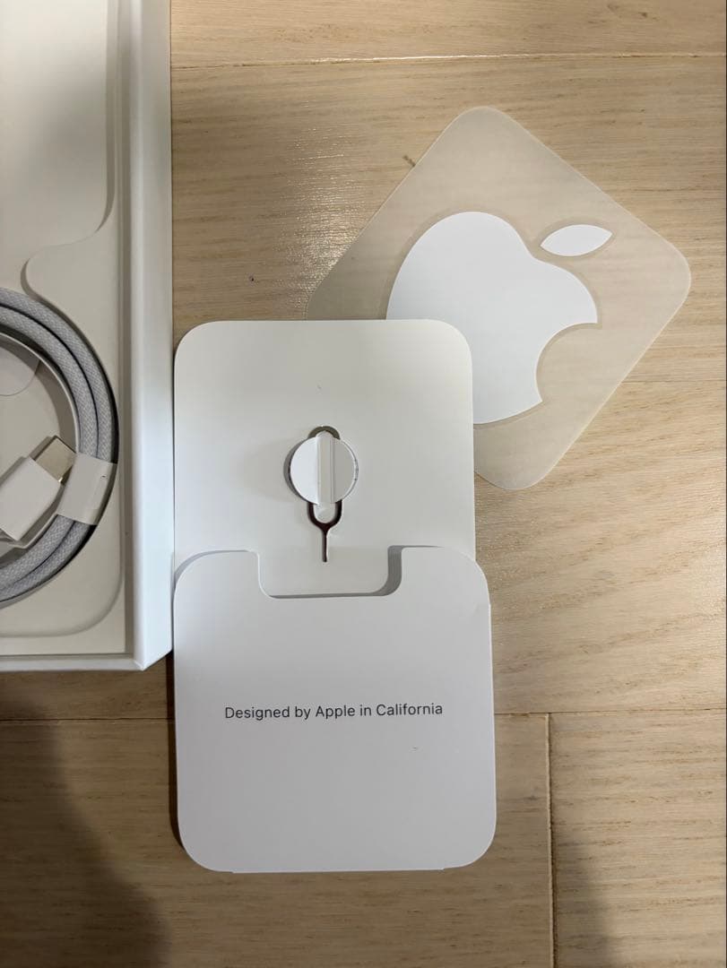 Apple iPhone 15 256gb イエロー 本体 箱付き