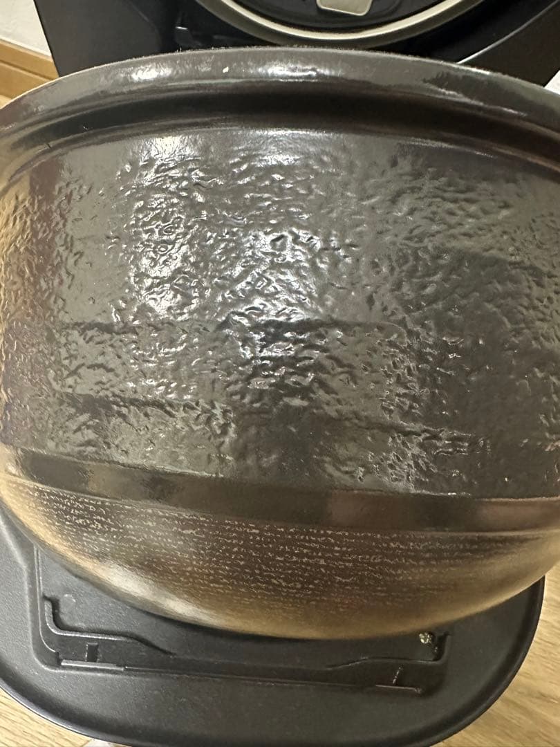 2018年 タイガー JPH-B101(KW) 炊飯器 土鍋　ジャー　5.５合