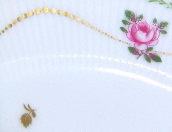 新品 ノリタケ お皿 6枚セット 薔薇柄 金彩 ディナープレート ブランド食器