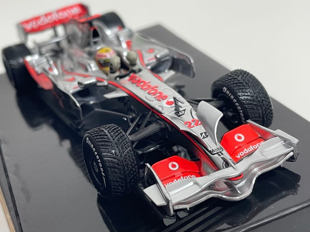 ミニチャンプス 1/43 マクラーレンメルセデス MP4-23 ハミルトン F1
