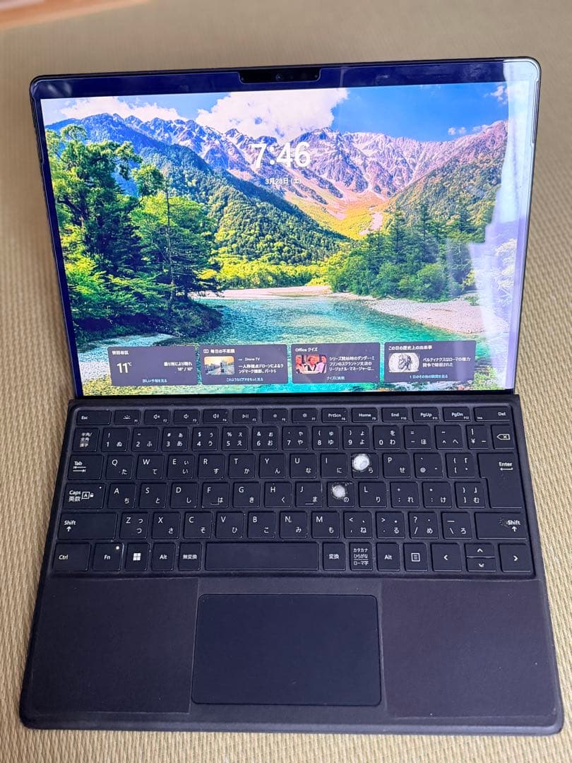 Surface Pro8（Microsoft）、スリムペン2付キーボードセット
