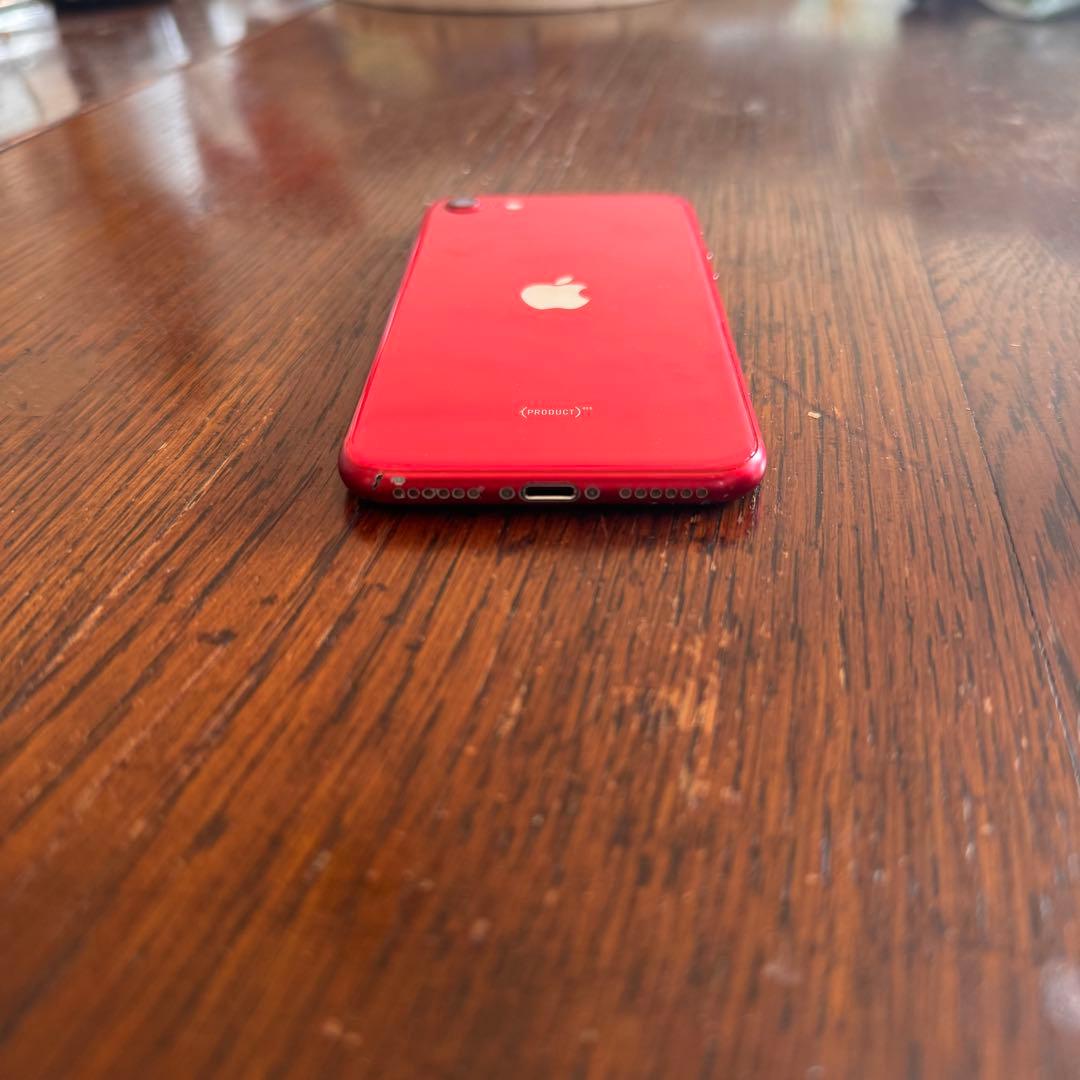 iPhoneSE 第2世代 128GB プロダクトレッド SIMロック無し