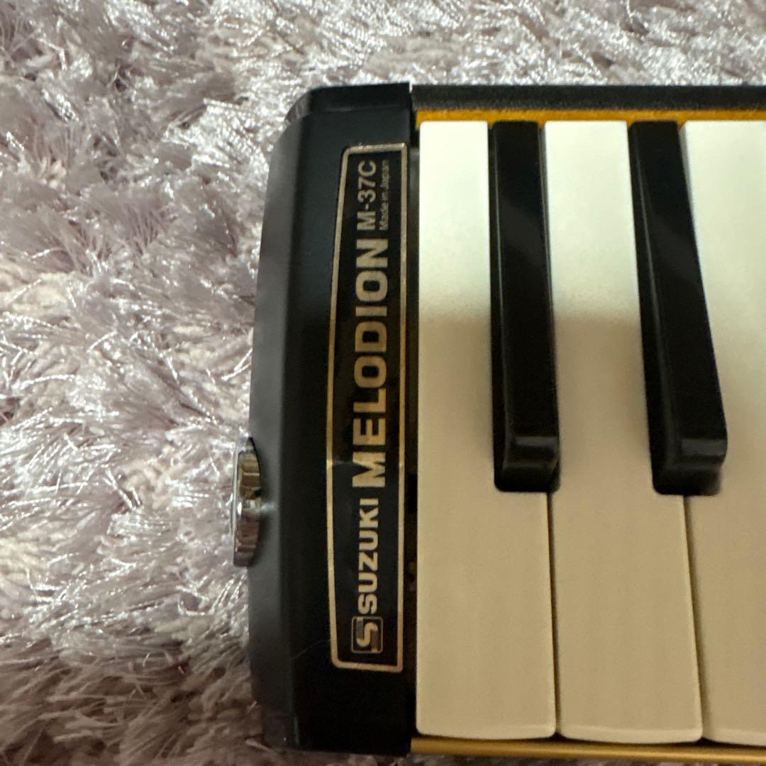 鍵盤ハーモニカ ケースと楽器のみ！ Suzuki MELODION M-37