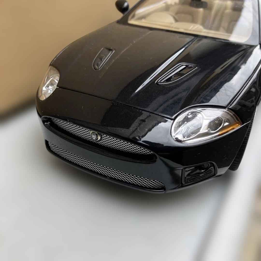 オートアートジャガー XK コンバーチブル 1/18