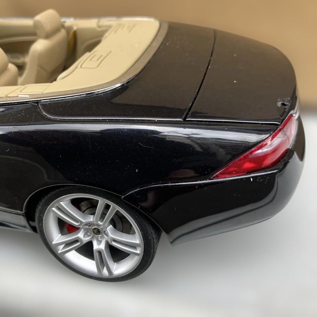 オートアートジャガー XK コンバーチブル 1/18