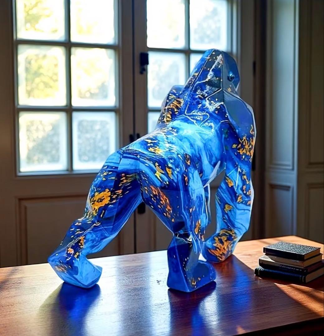 青と金のマーブルゴリラ置物