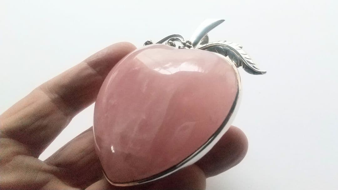 ローズクォーツ ハート型ペンダント