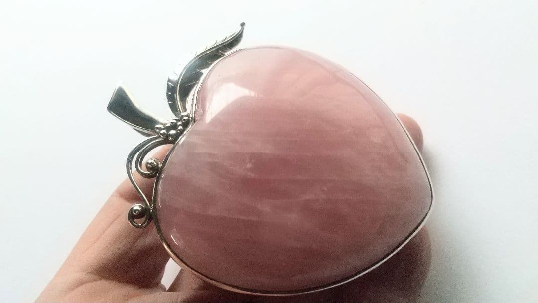 ローズクォーツ ハート型ペンダント