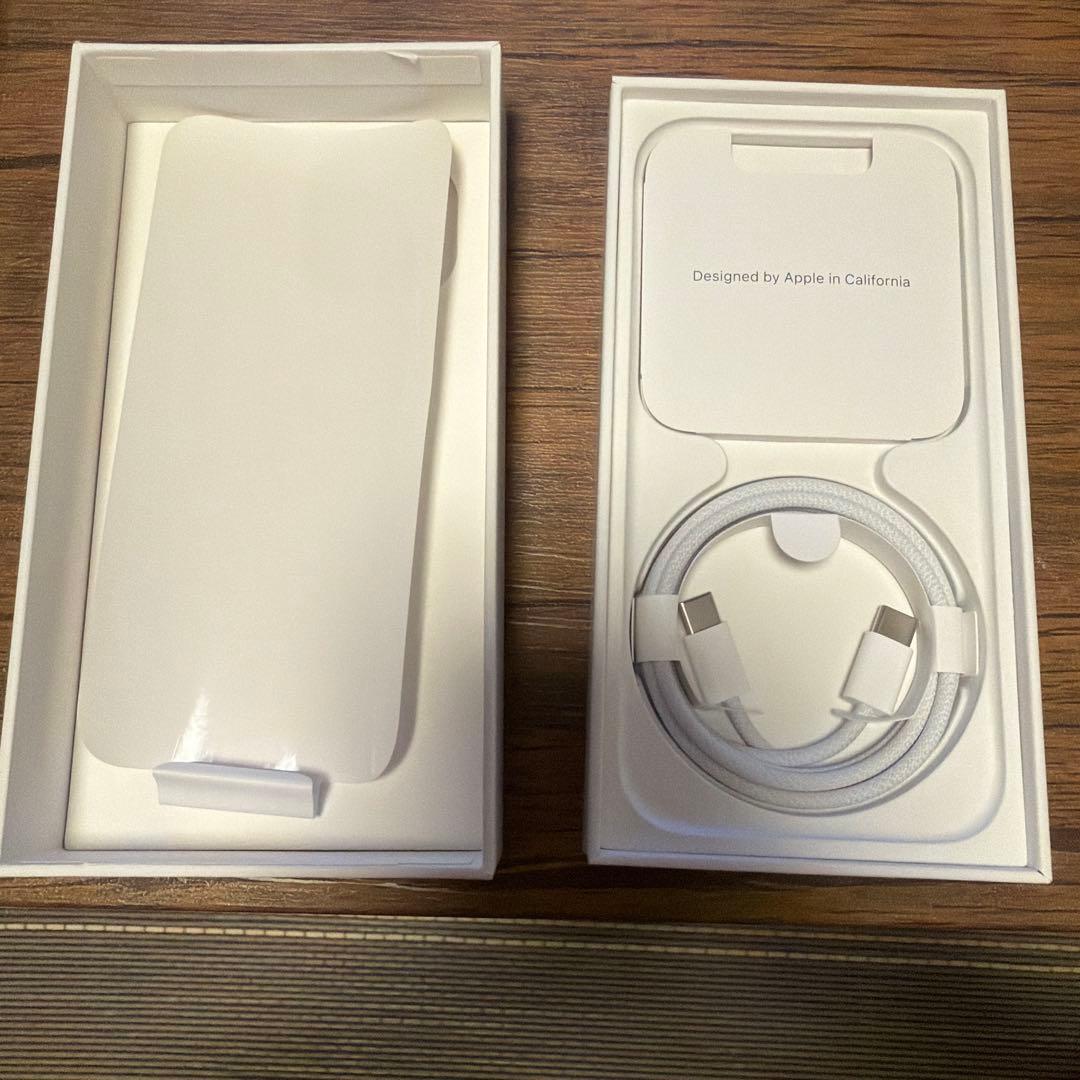 Apple iPhone 15 本体 128GB 充電残量98% 未使用付属品付