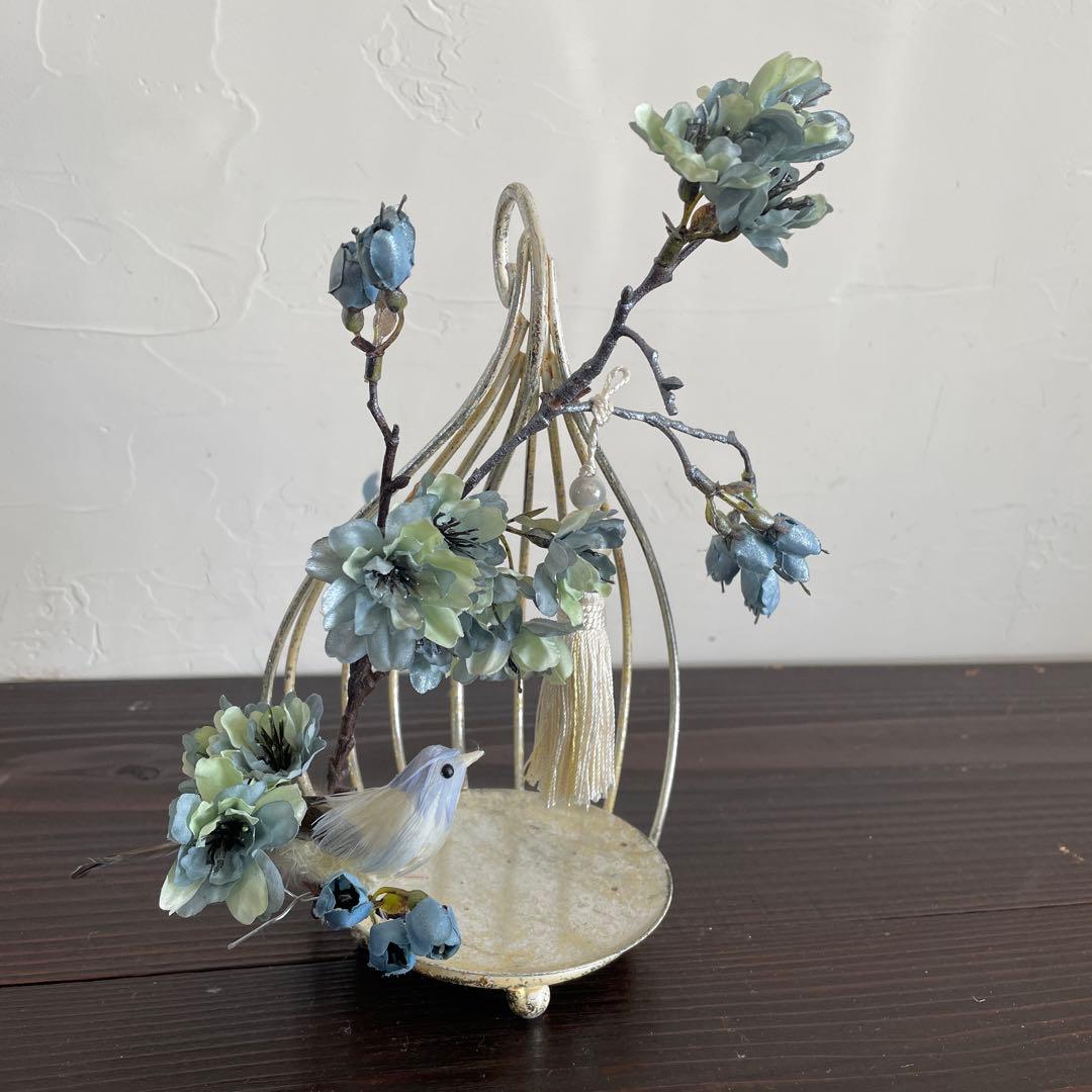 B　小鳥のフラワーアレンジ