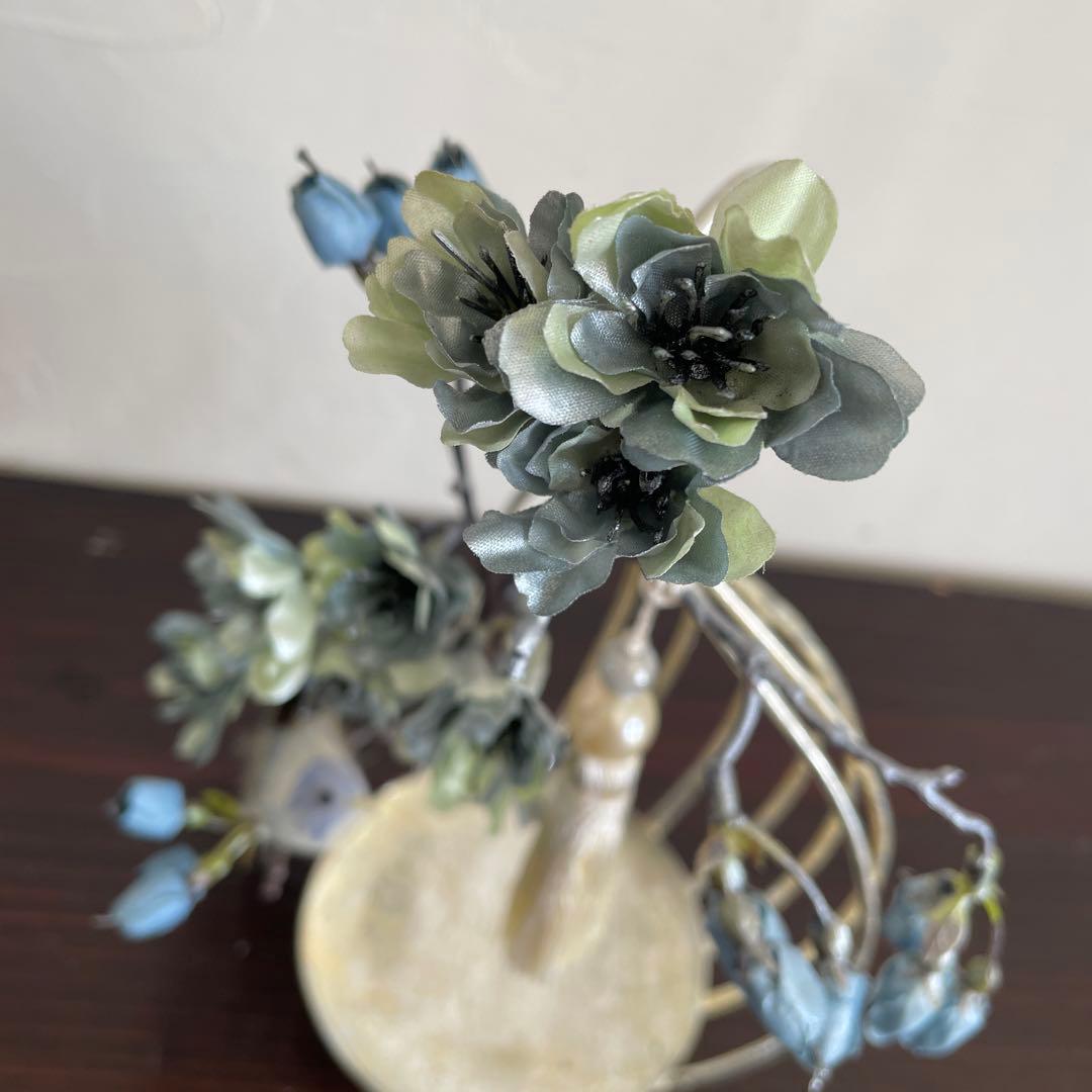 B　小鳥のフラワーアレンジ