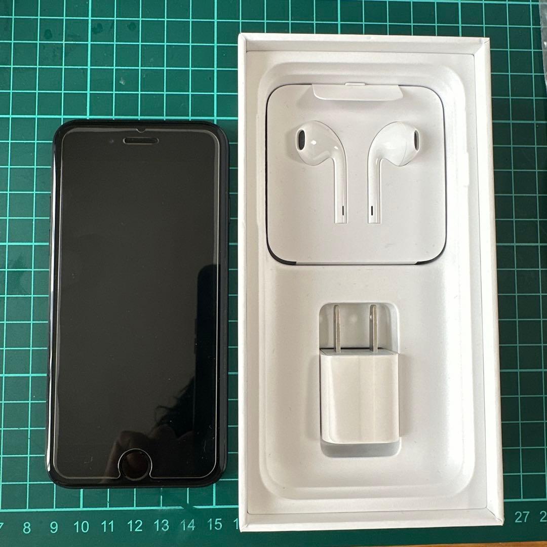 Apple iPhone SE 第二世代 64GB ブラック simフリー