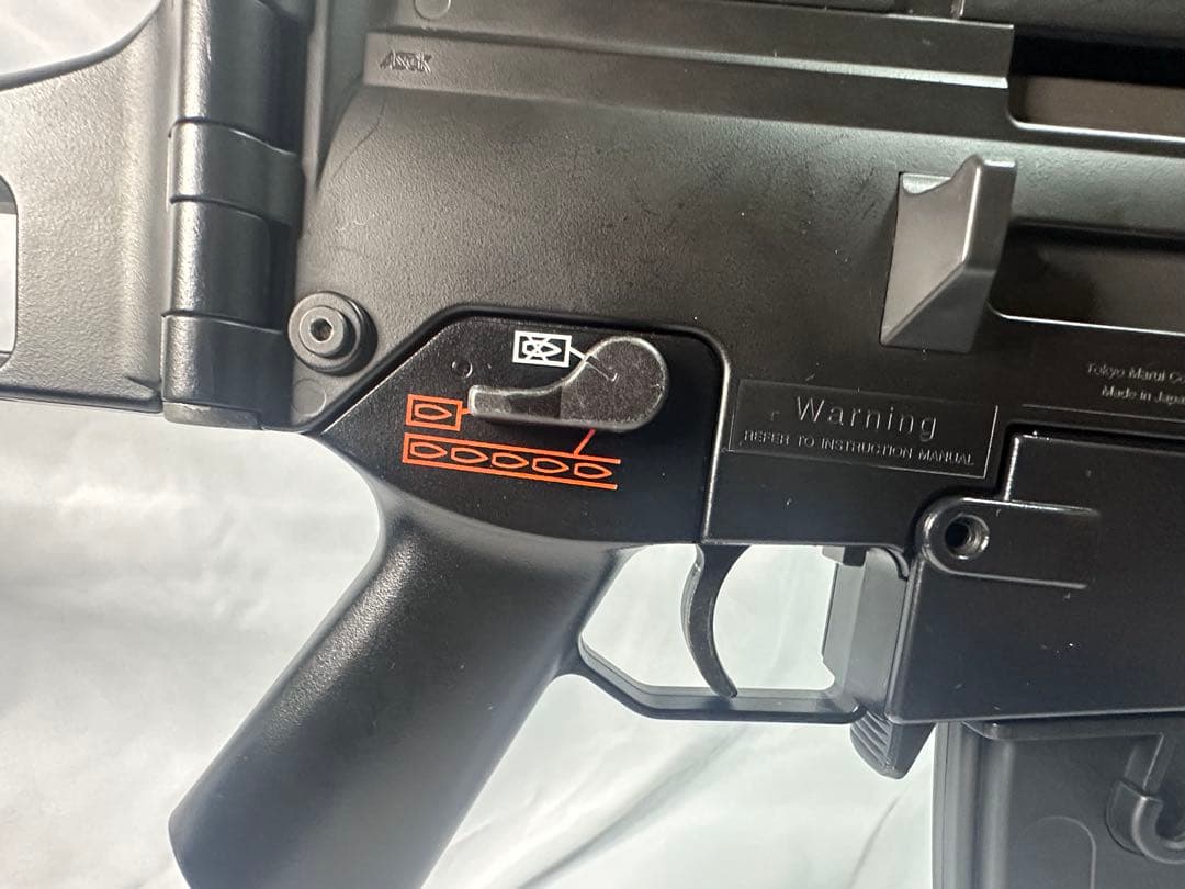 Tokyo marui G36c レッドドットとバッテリー 18歳以上