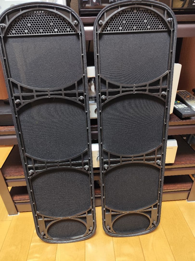 Bowers & Wilkins 703 スピーカー ペア