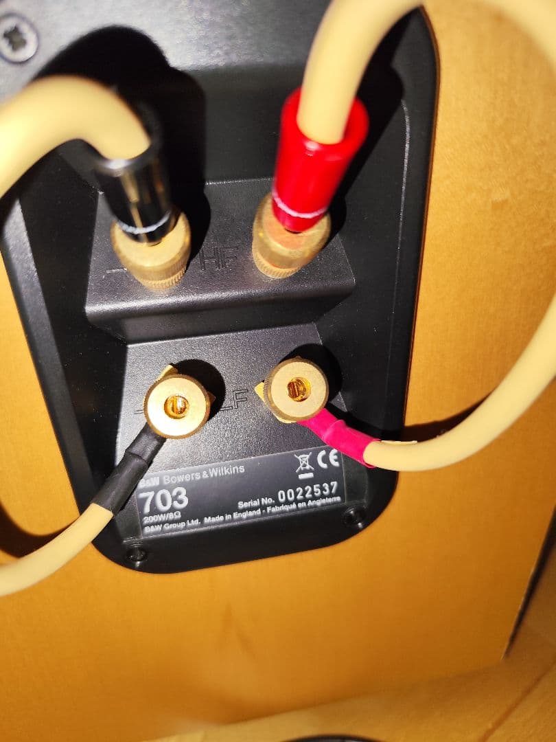 Bowers & Wilkins 703 スピーカー ペア