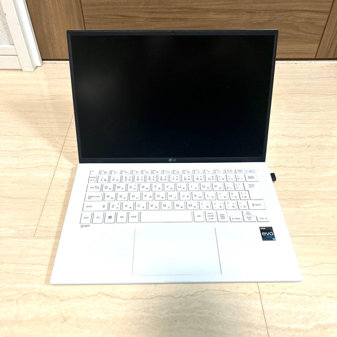 LG gram 14ZB90R-MR54J ホワイト