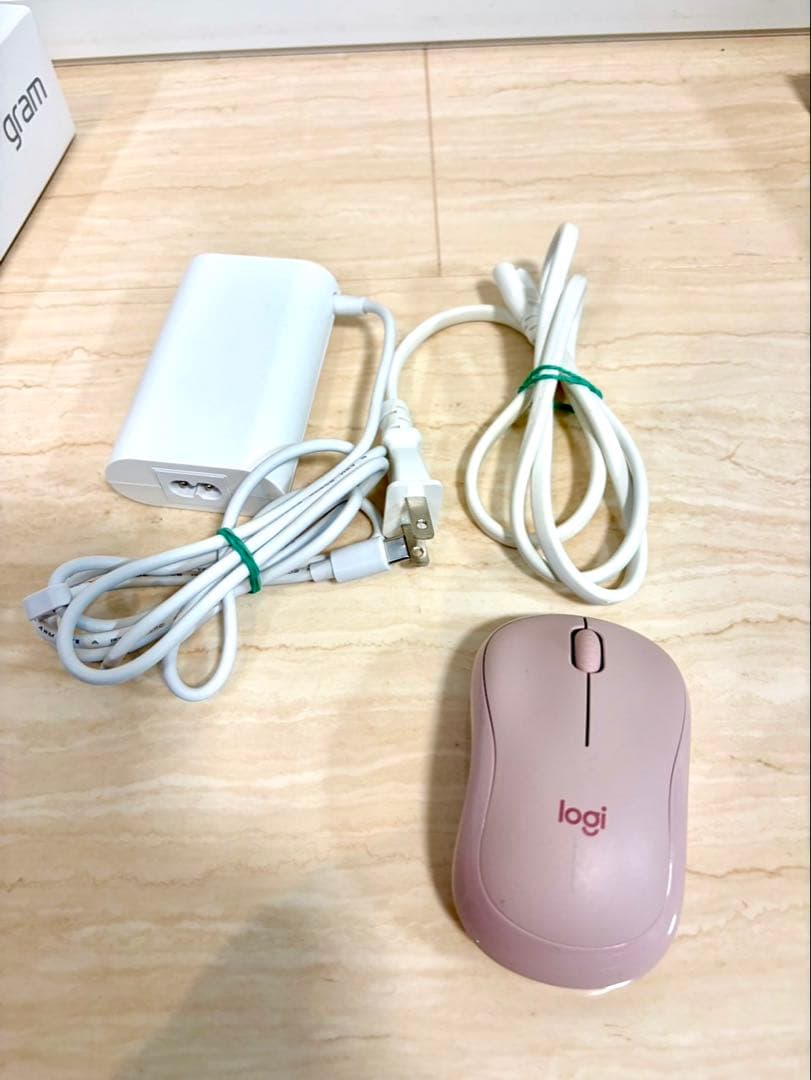 LG gram 14ZB90R-MR54J ホワイト