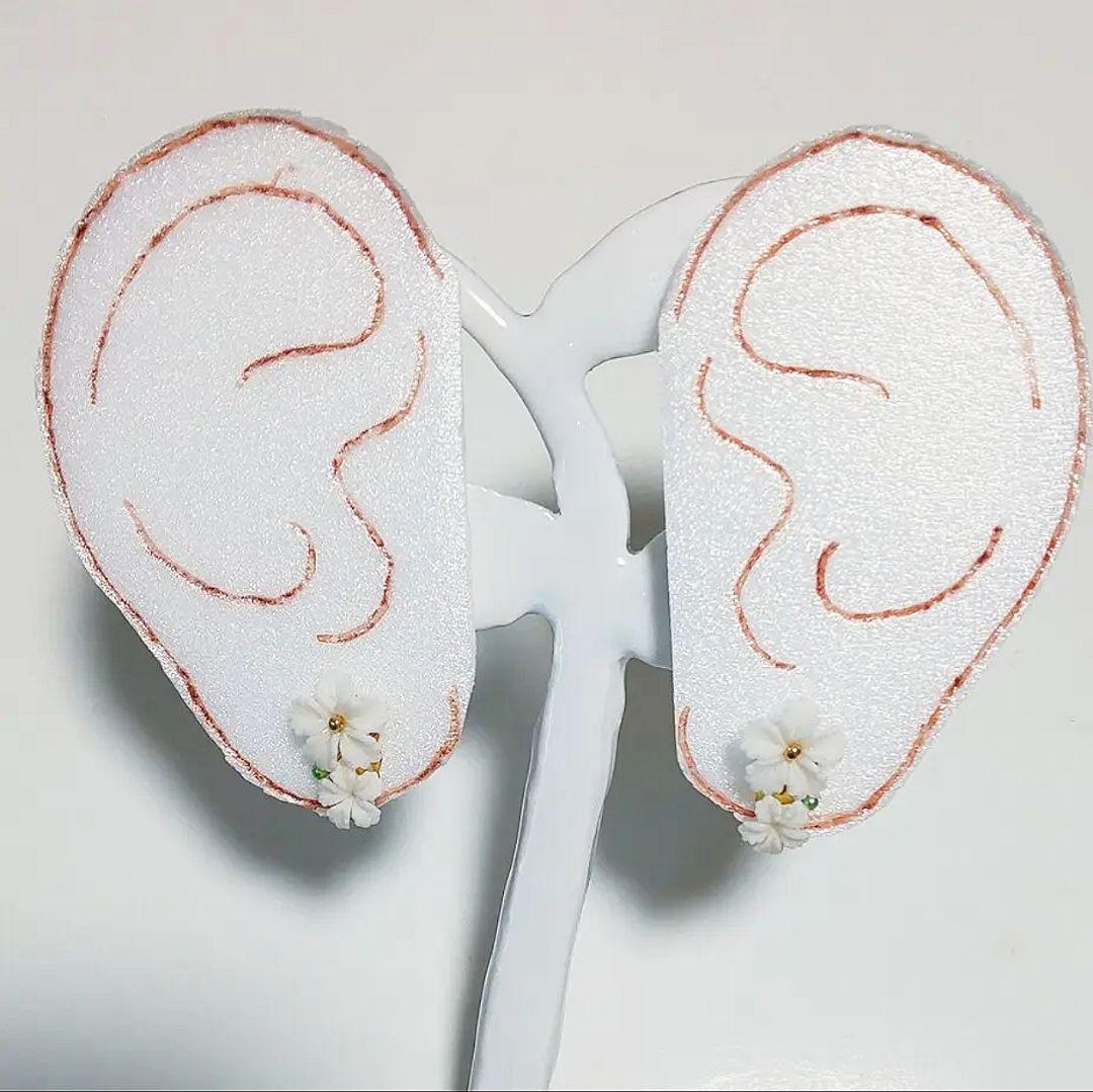 【625】小さなお花のピアス／樹脂粘土