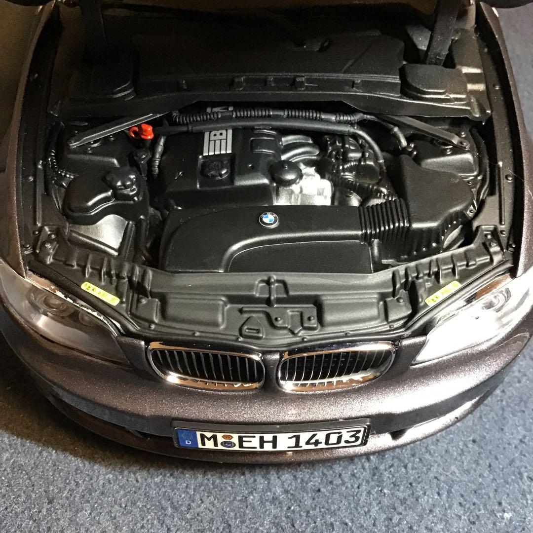  1シリーズ E88コンバーチブル1/18