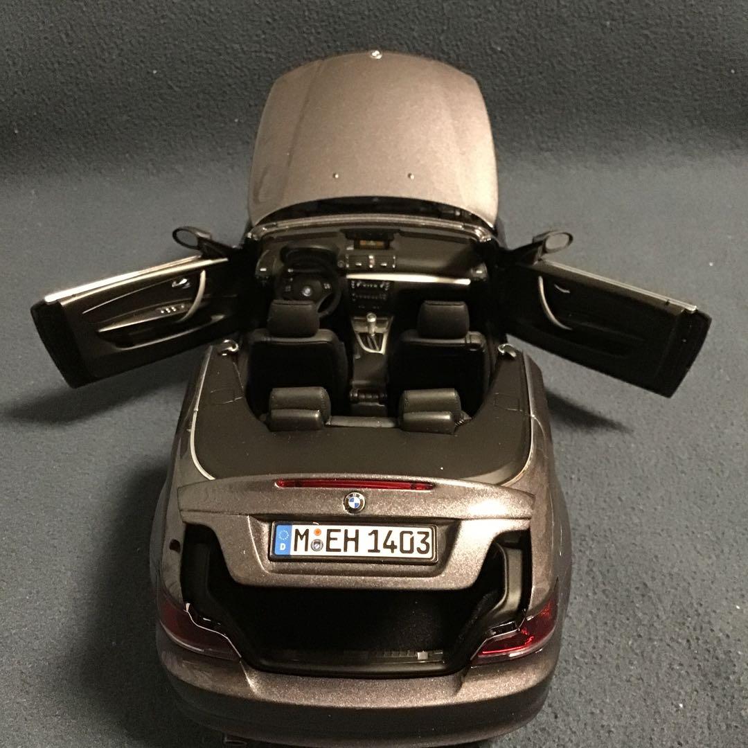  1シリーズ E88コンバーチブル1/18