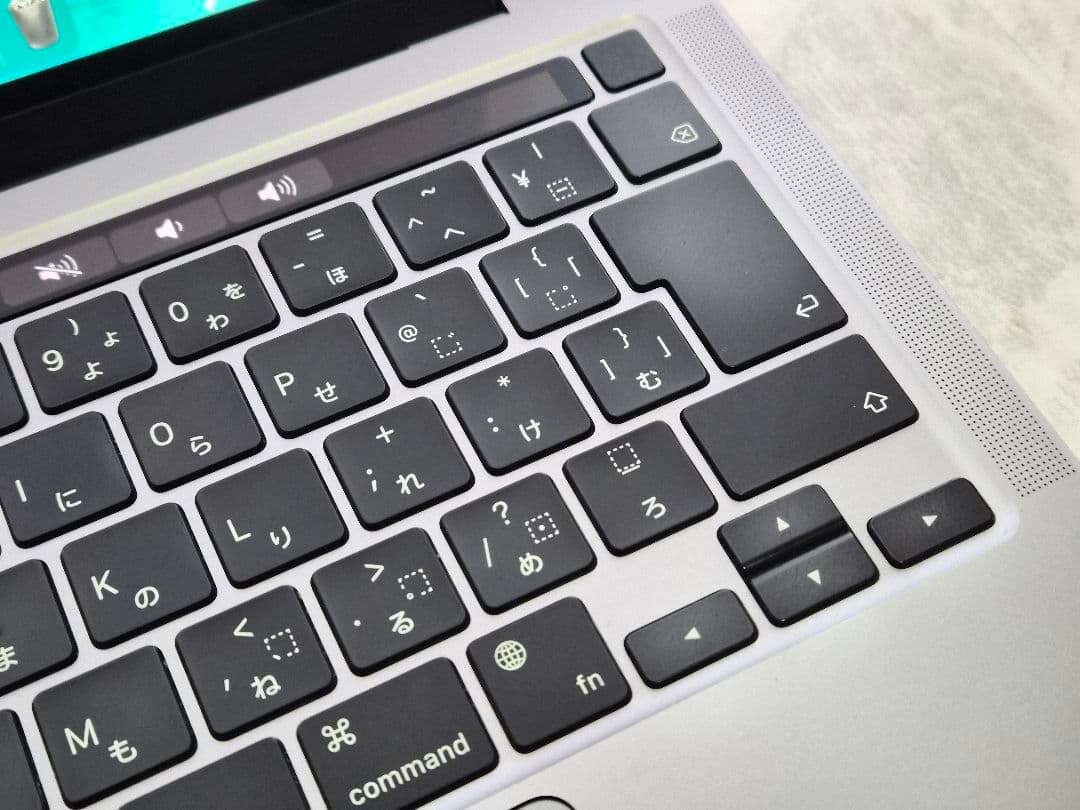 MacBook Pro M1 13インチ メモリ16GB SSD 512GB