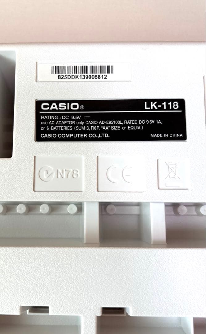 値下げCASIO カシオ 61鍵盤 電子ピアノ 光ナビゲーション ※マイク未使用