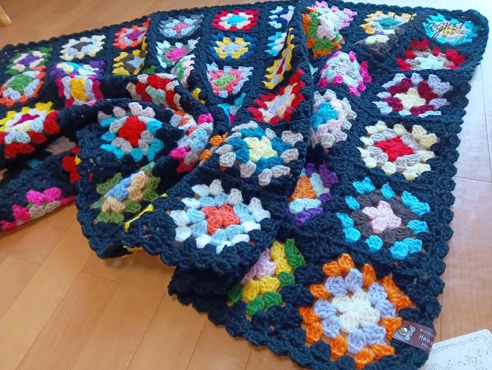 ハンドメイド グラニースクエアブランケット