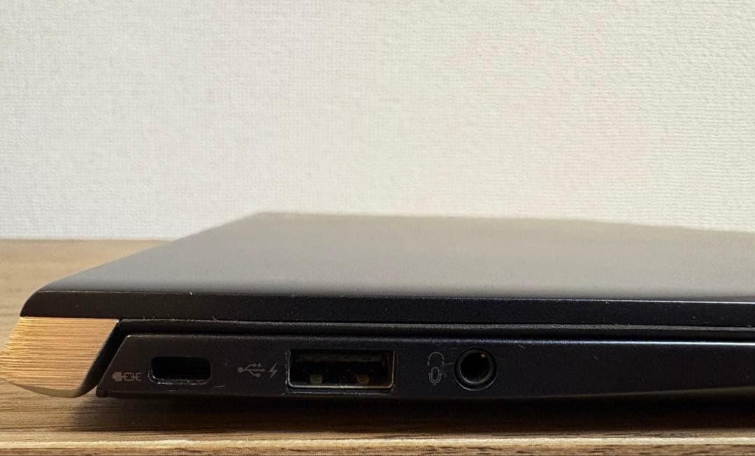 東芝dynabook U63/CORE i5 7200U/16GB/500GB