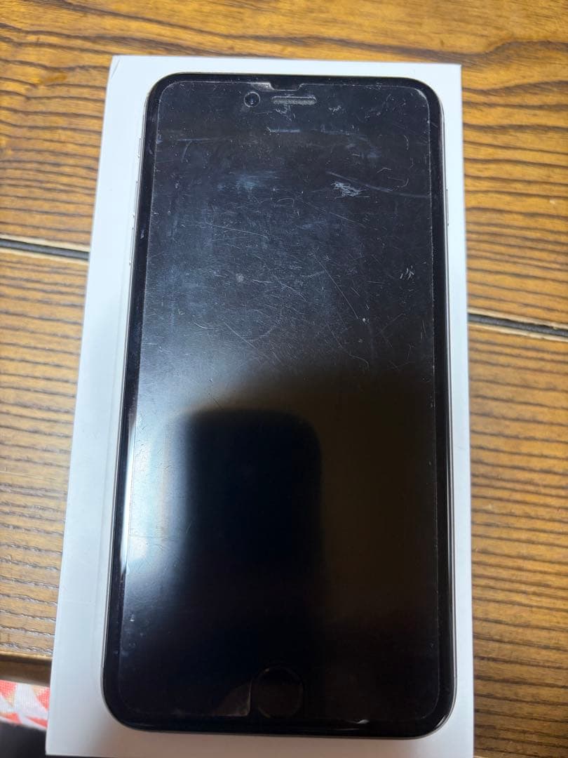 iPhone8✖️2台　iPhone6Plus✖️1台 本体３台　まとめ売り　美品