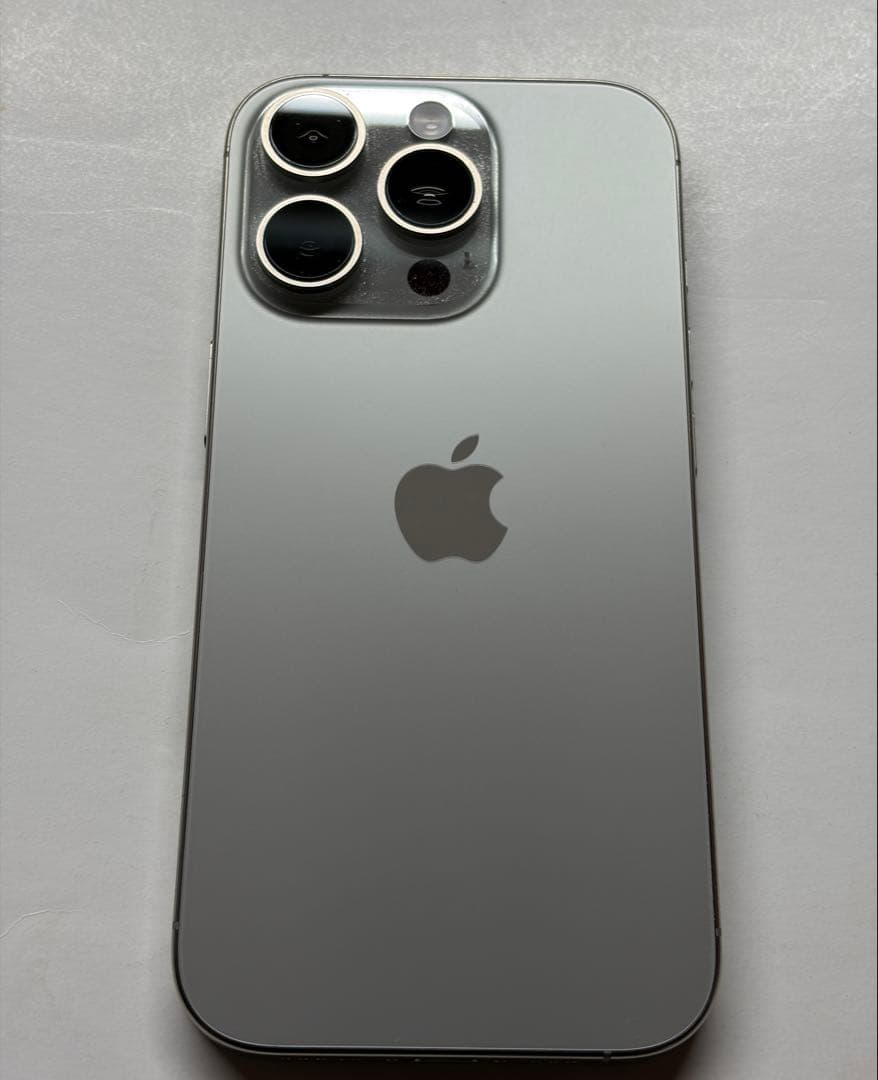 iPhone 16Pro 256GB Natural Titanium 本体