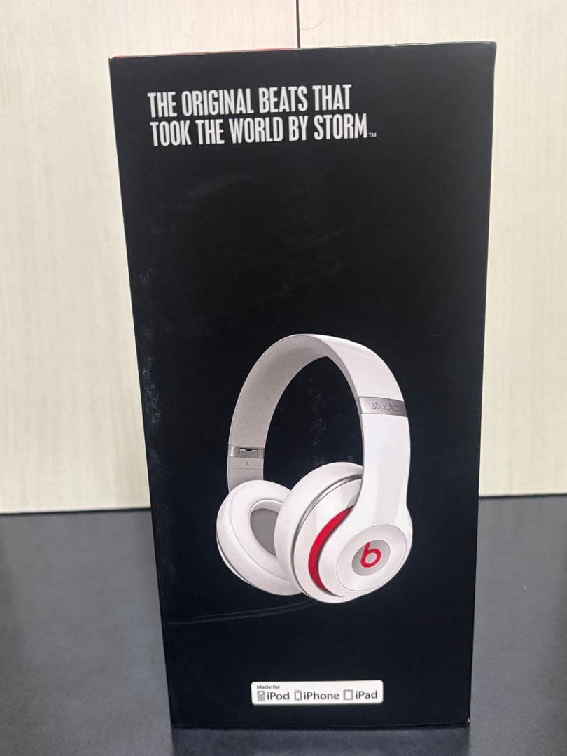Beats Studio オーバーイヤーヘッドフォン