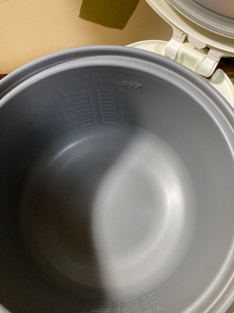 【1回使用】TOSHIBA 炊飯器 RCK20AM(W) ホワイト　昭和レトロ