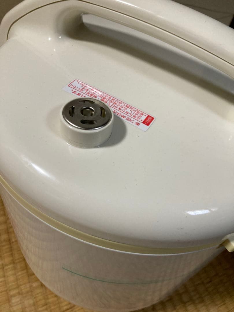 【1回使用】TOSHIBA 炊飯器 RCK20AM(W) ホワイト　昭和レトロ