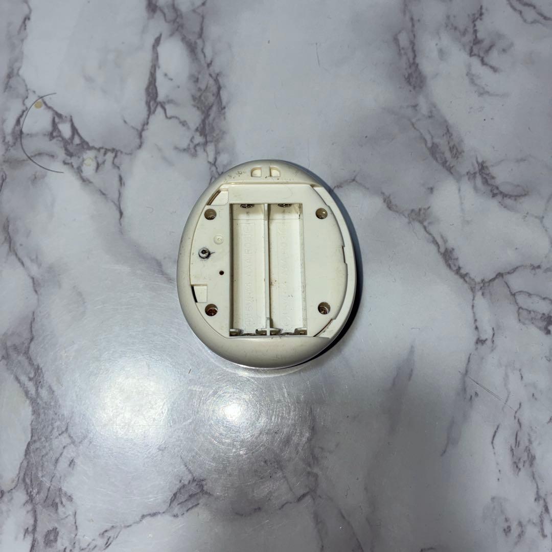 タマゴッチ シルバー ピンク