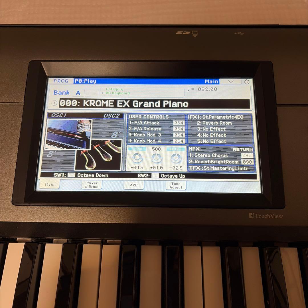 KROME EX 61鍵シンセサイザー