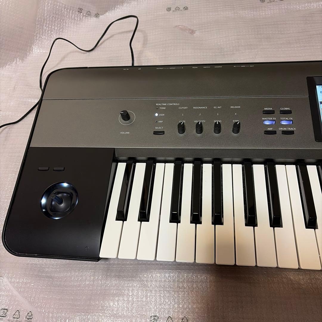 KROME EX 61鍵シンセサイザー