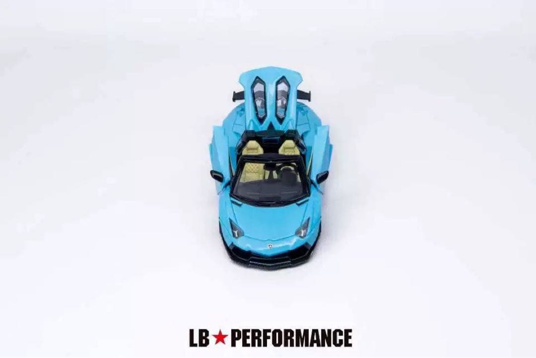 1/64 RM LBWK アヴェンタドール　LP720-4 ロードスター 青