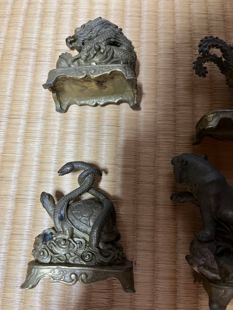 四神　置物