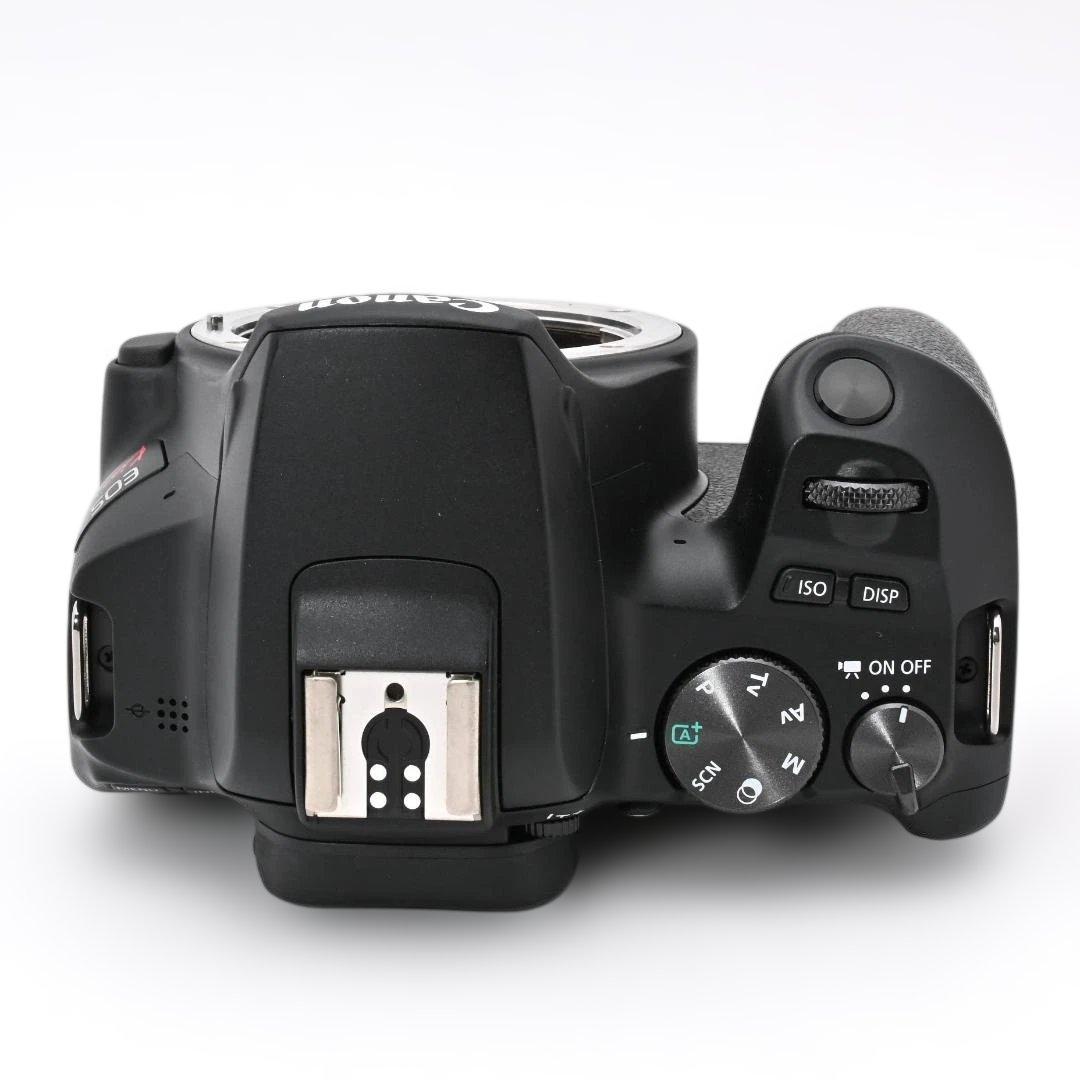 【ショット数：1000回未満】Canon EOS Kiss X10 ズームキット
