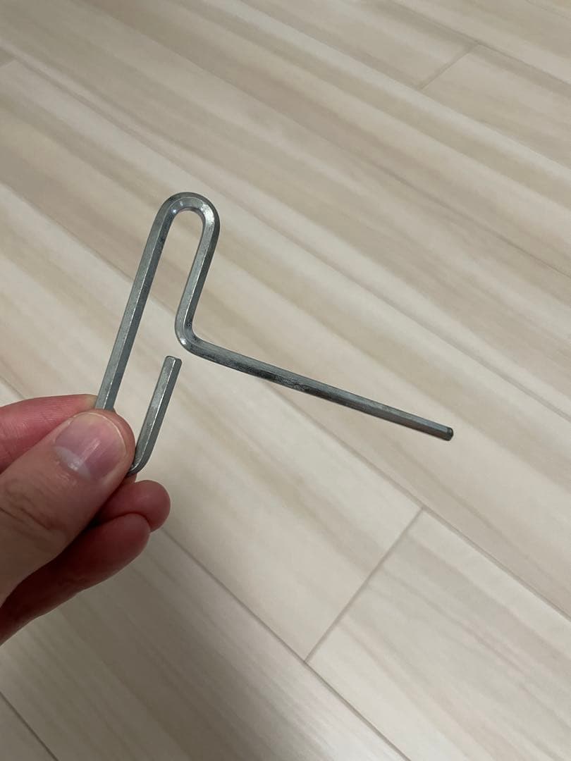 Amazonベーシック モニターアーム