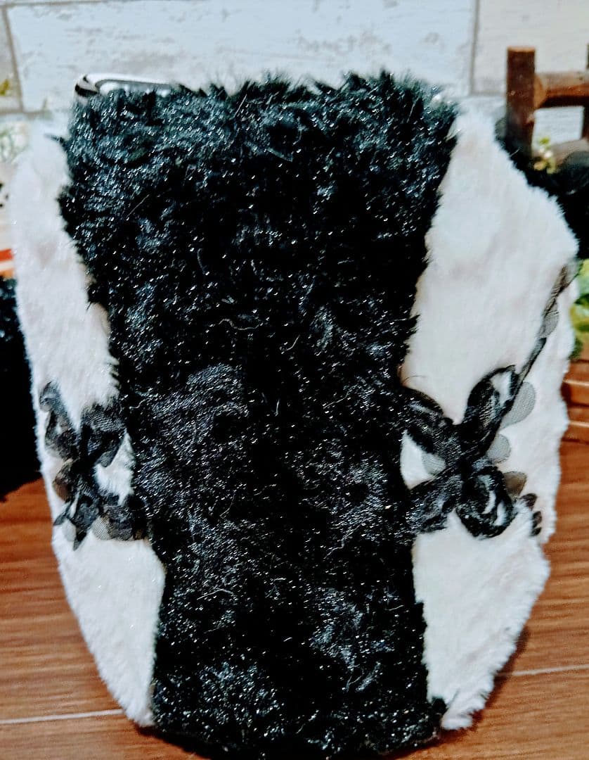 コヤンイサムチョン♡モコモコ生地ポーチ付きBOX型トートバッグ♡