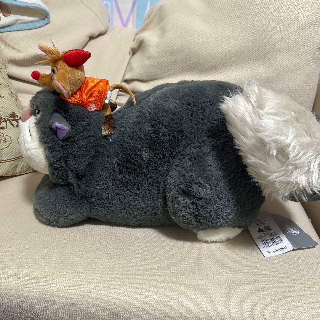 ディズニーストア限定　ルシファージャック ぬいぐるみ 店舗限定