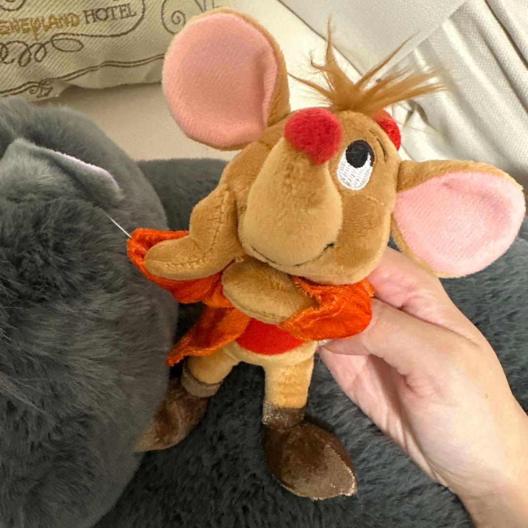 ディズニーストア限定　ルシファージャック ぬいぐるみ 店舗限定