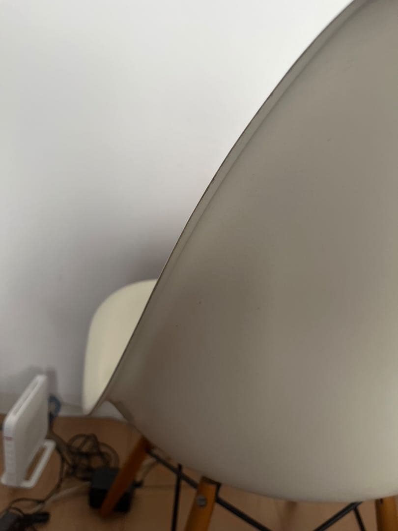 ハーマンミラー　イームズ　サイドシェルチェア ① ドゥエルベース